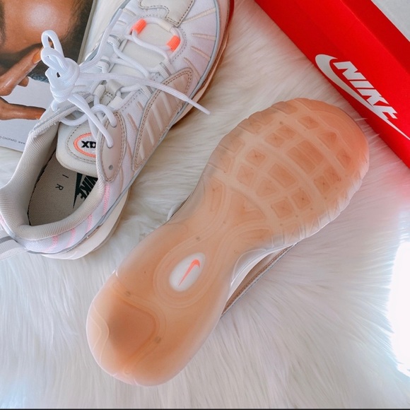 Nike Air Max 98 Metallic Sneaker - Picture 6 of 7